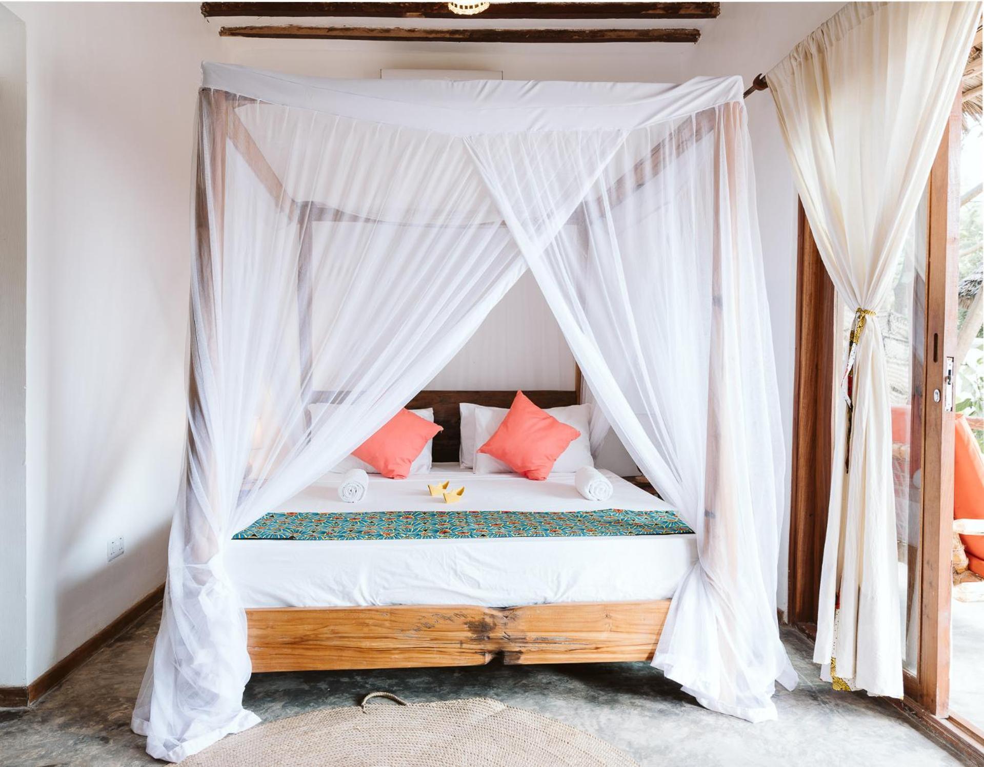 Bahati Sunset Bungalows Michamvi Exteriör bild