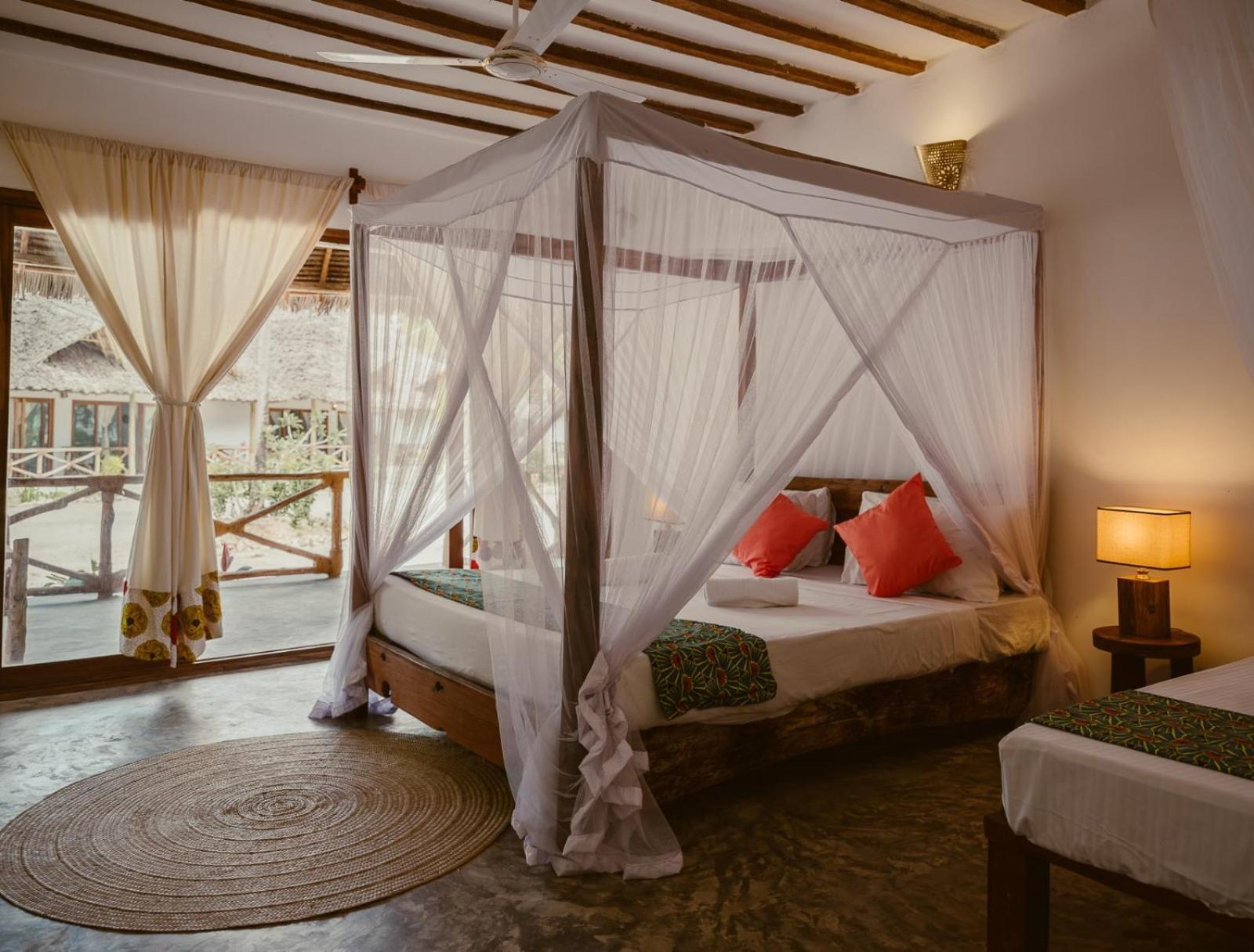 Bahati Sunset Bungalows Michamvi Exteriör bild